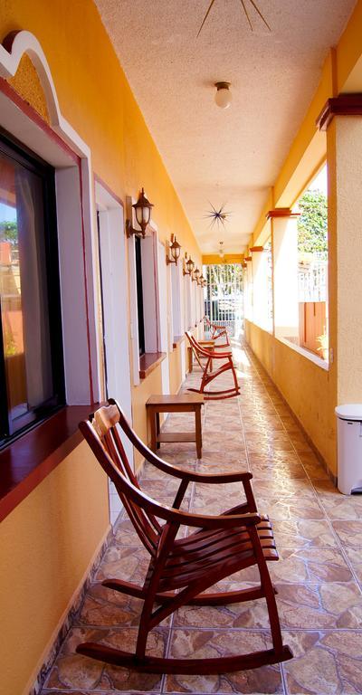 Uw Oasis Hotel La Ceiba Ngoại thất bức ảnh
